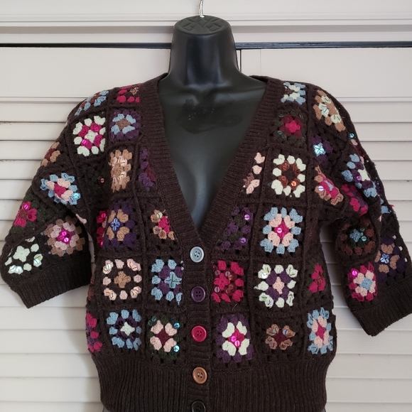 Sweater - Picture 2 of 4